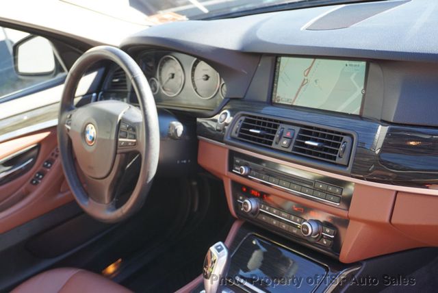 2013 BMW 5 Series 528i xDrive - 22953079 - 21