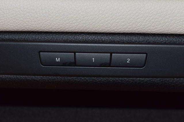 2013 BMW 5 Series 535i xDrive - 22225463 - 13