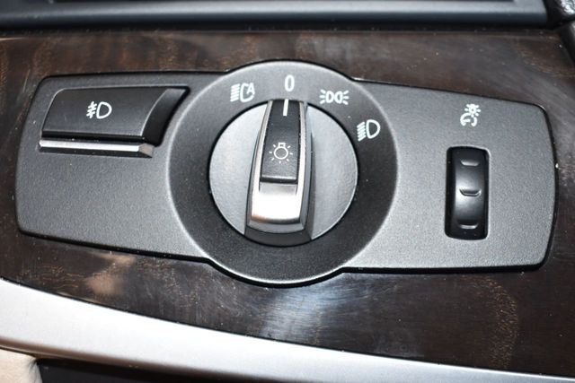 2013 BMW 5 Series 535i xDrive - 22225463 - 14