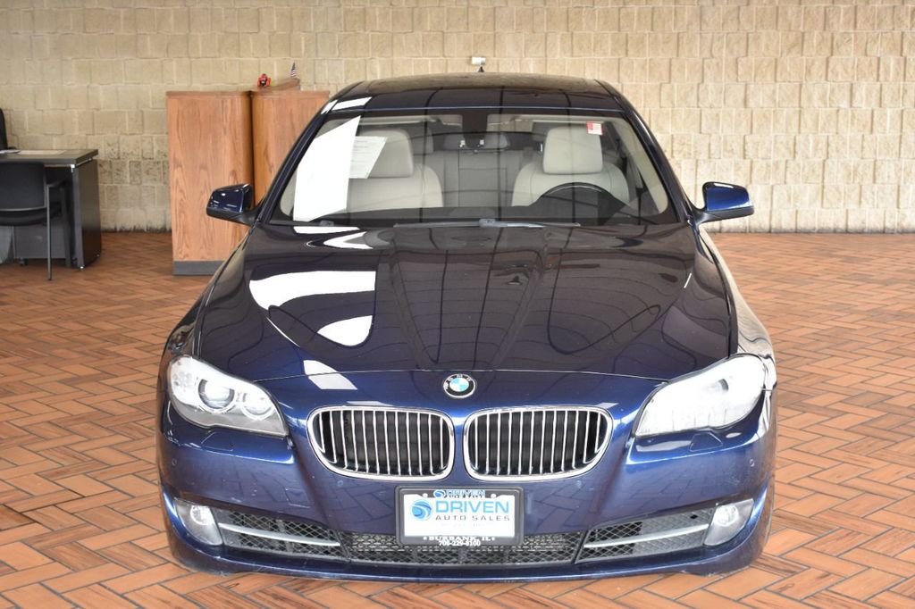 2013 BMW 5 Series 535i xDrive - 22225463 - 1