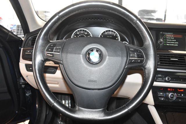 2013 BMW 5 Series 535i xDrive - 22225463 - 19