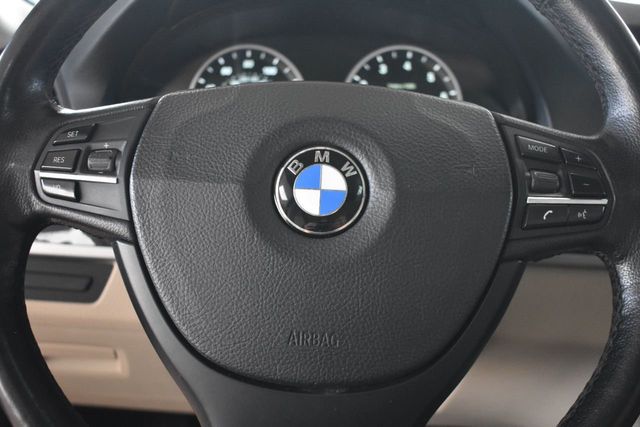 2013 BMW 5 Series 535i xDrive - 22225463 - 20