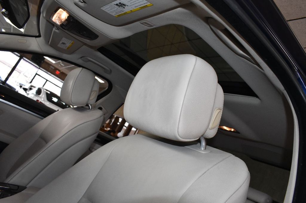 2013 BMW 5 Series 535i xDrive - 22225463 - 21