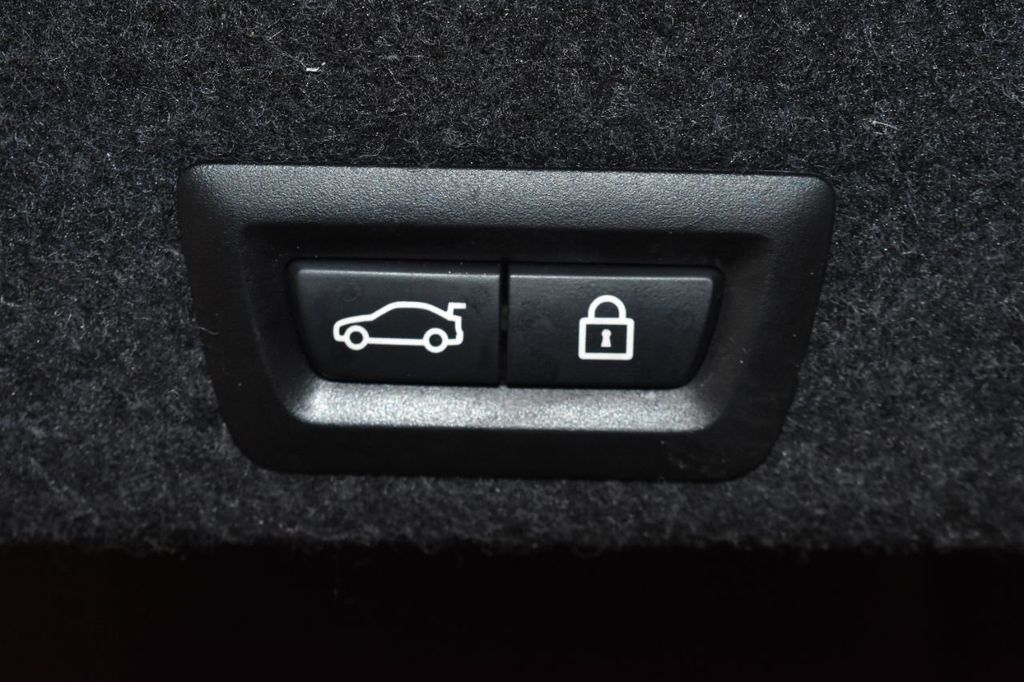 2013 BMW 5 Series 535i xDrive - 22225463 - 32