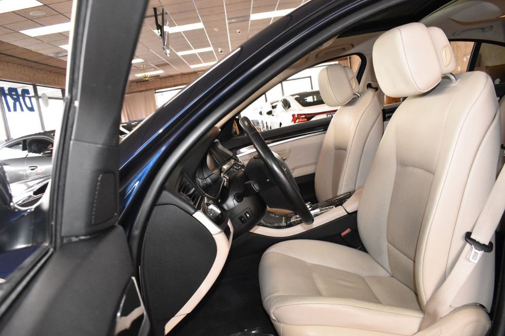 2013 BMW 5 Series 535i xDrive - 22225463 - 7