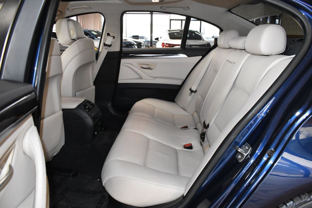 2013 BMW 5 Series 535i xDrive - 22225463 - 8
