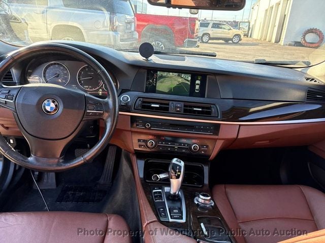 2013 BMW 5 Series 535i xDrive - 22969633 - 4
