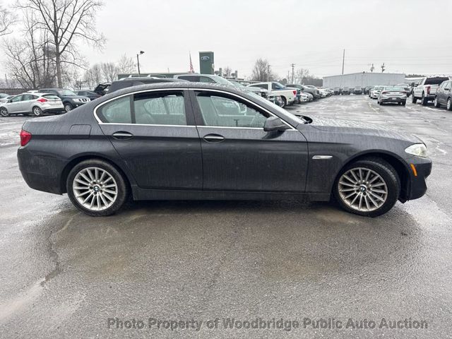 2013 BMW 5 Series 535i xDrive - 22997494 - 1