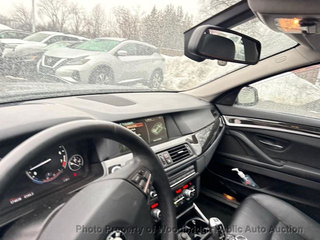 2013 BMW 5 Series 535i xDrive - 22997494 - 5