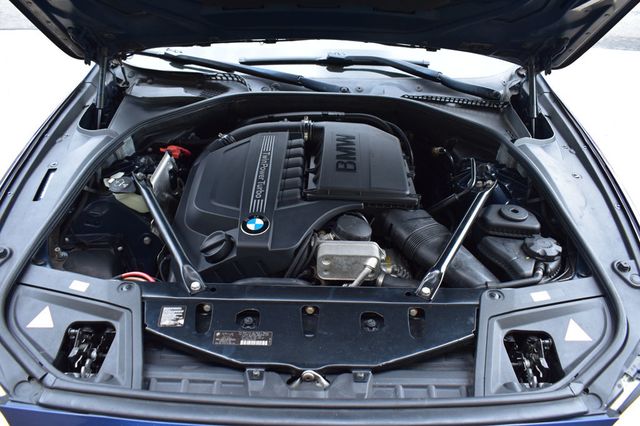 2013 BMW 5 Series 535i xDrive - 22823180 - 11