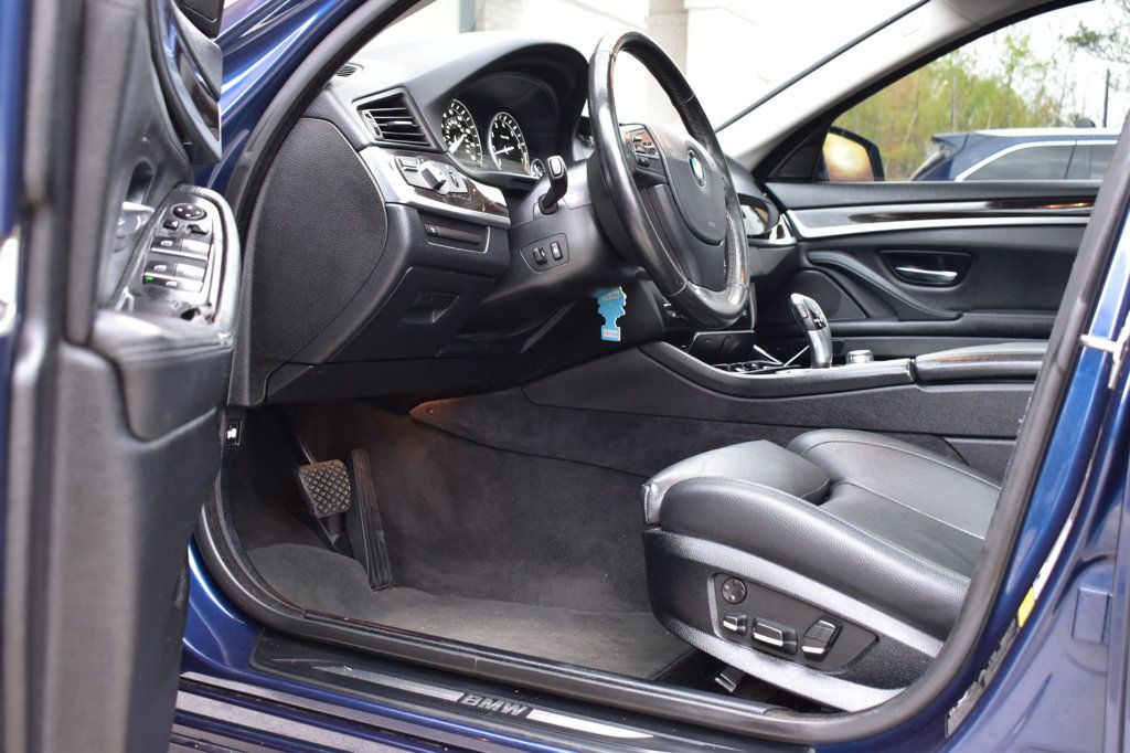 2013 BMW 5 Series 535i xDrive - 22823180 - 15