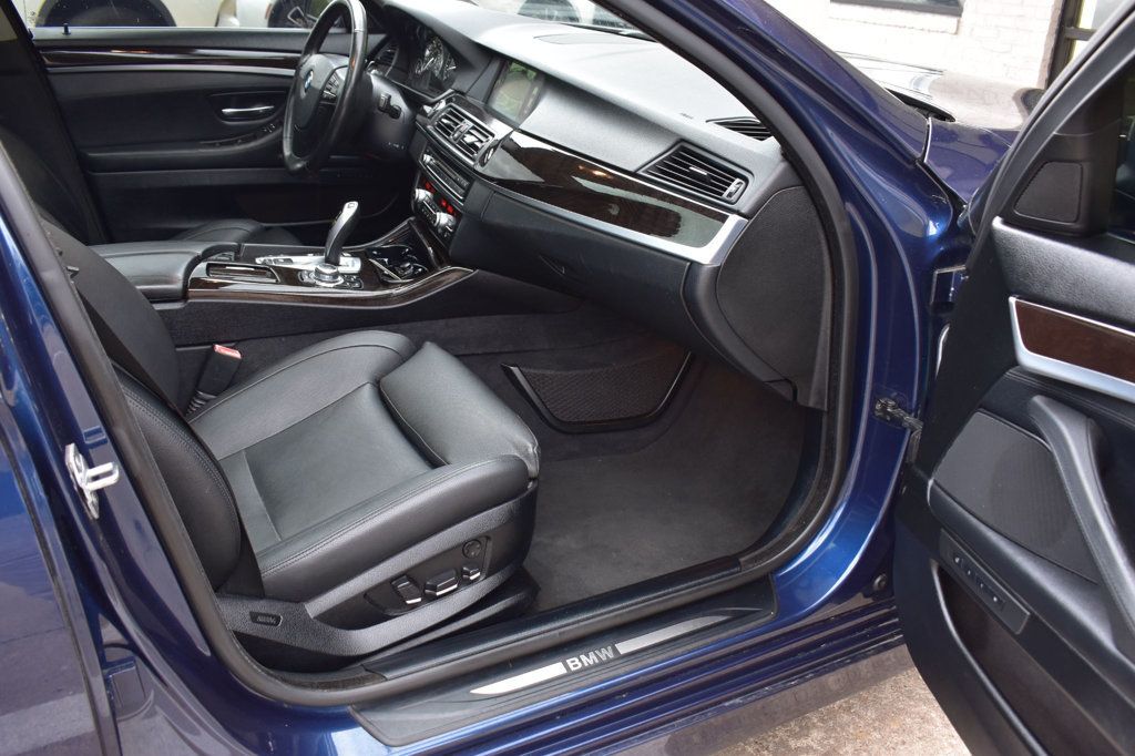2013 BMW 5 Series 535i xDrive - 22823180 - 18