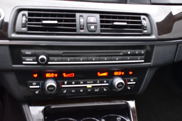 2013 BMW 5 Series 535i xDrive - 22823180 - 37