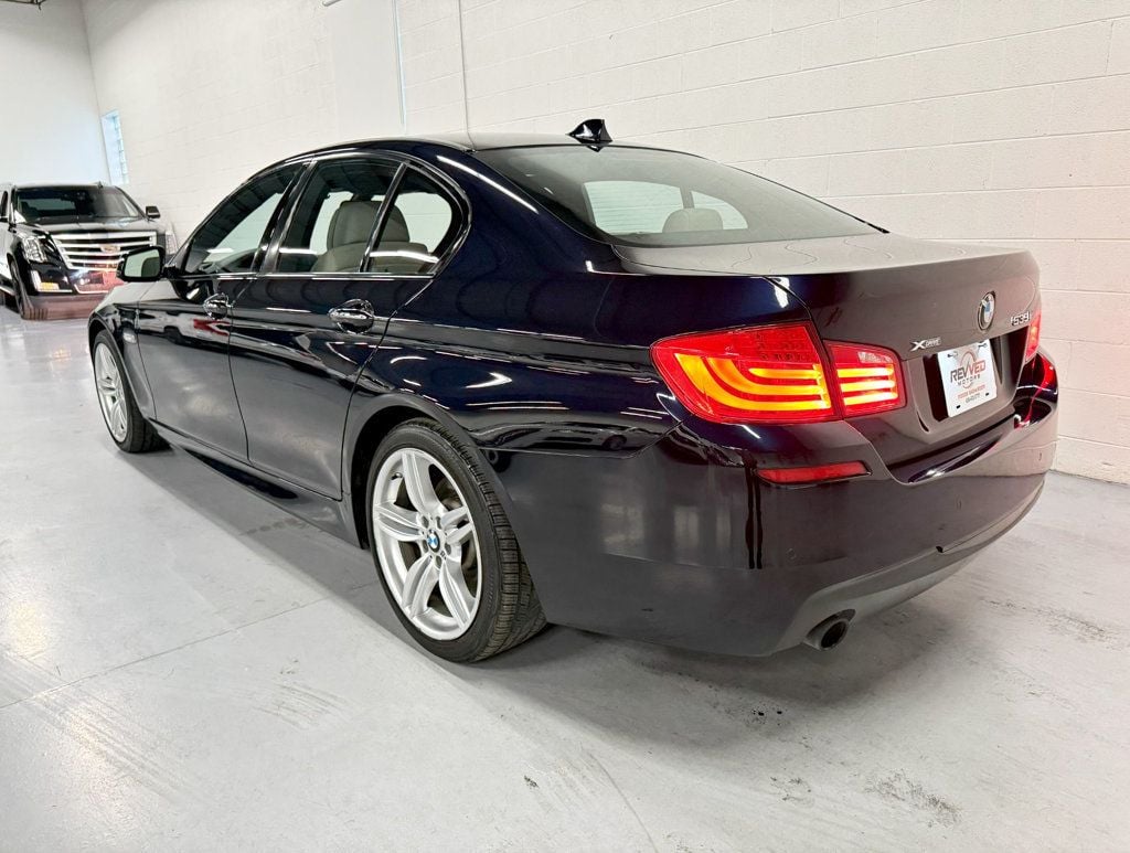 2013 BMW 5 Series 535i xDrive - 22710823 - 4