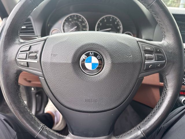 2013 BMW 5 Series 535i xDrive - 23085196 - 10