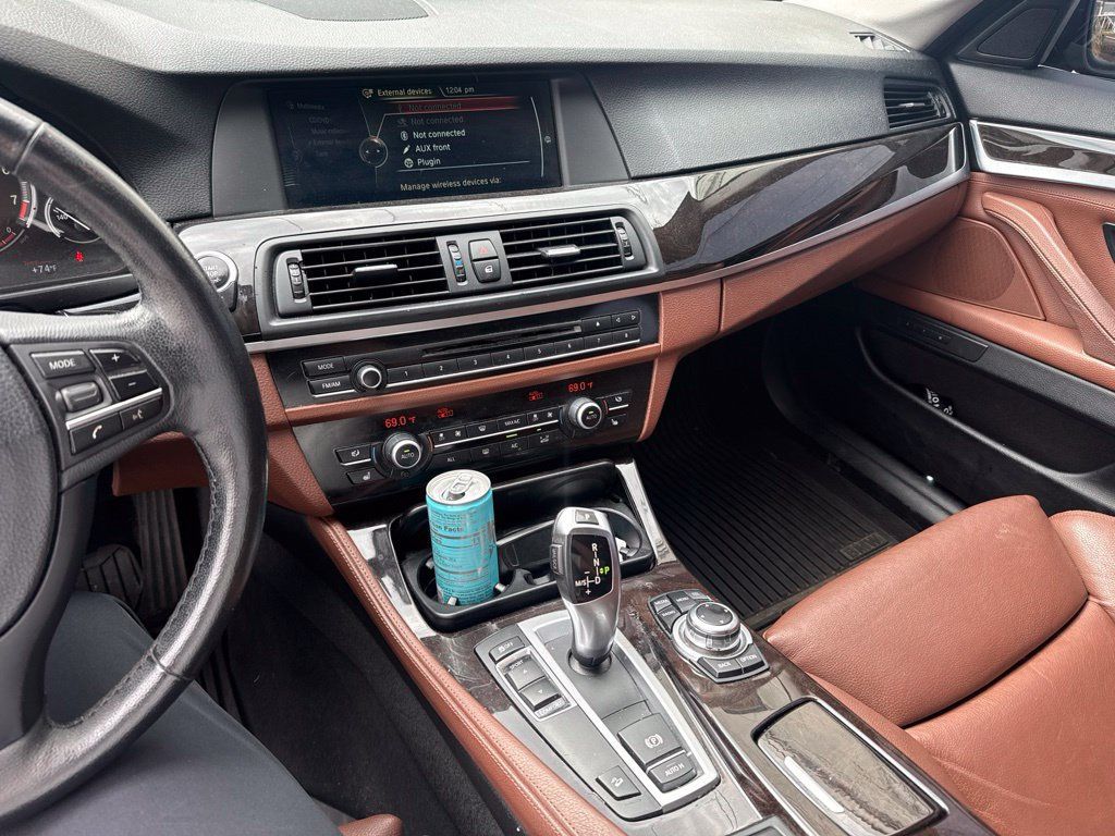 2013 BMW 5 Series 535i xDrive - 23085196 - 12