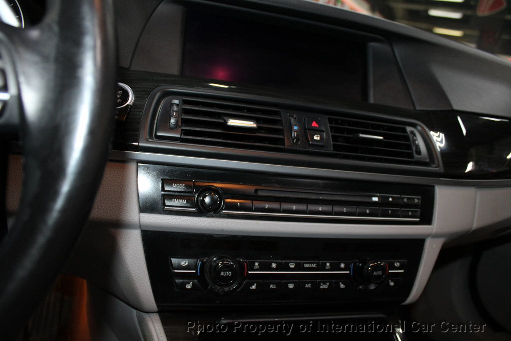 2013 BMW 5 Series 535i xDrive - 22934005 - 16