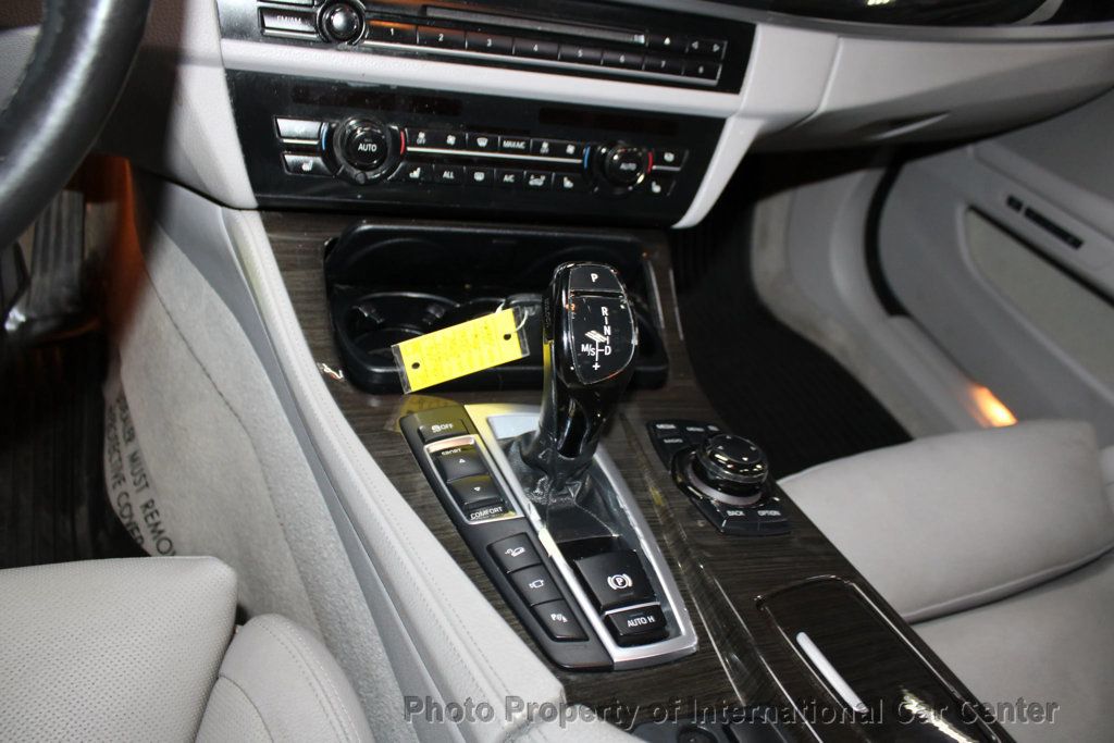 2013 BMW 5 Series 535i xDrive - 22934005 - 17