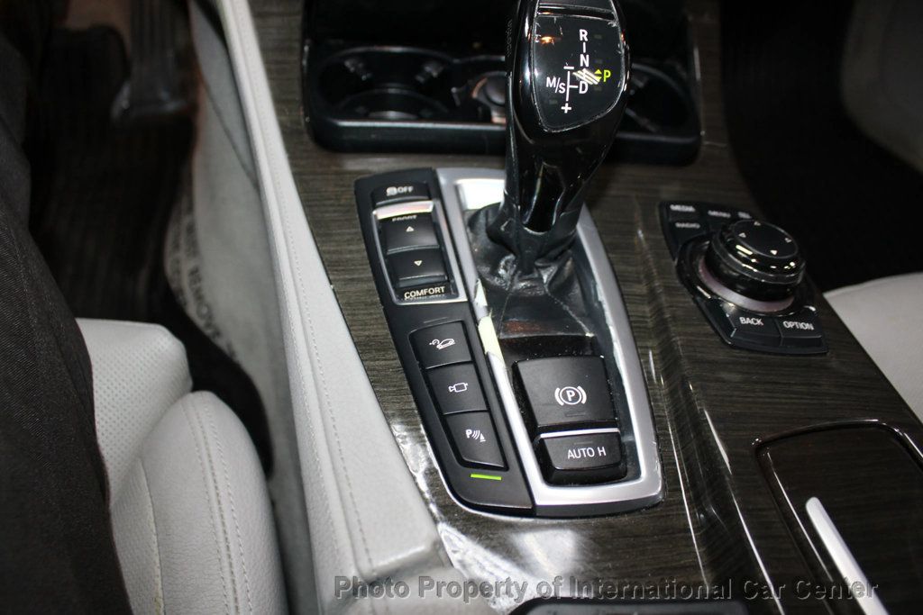 2013 BMW 5 Series 535i xDrive - 22934005 - 25