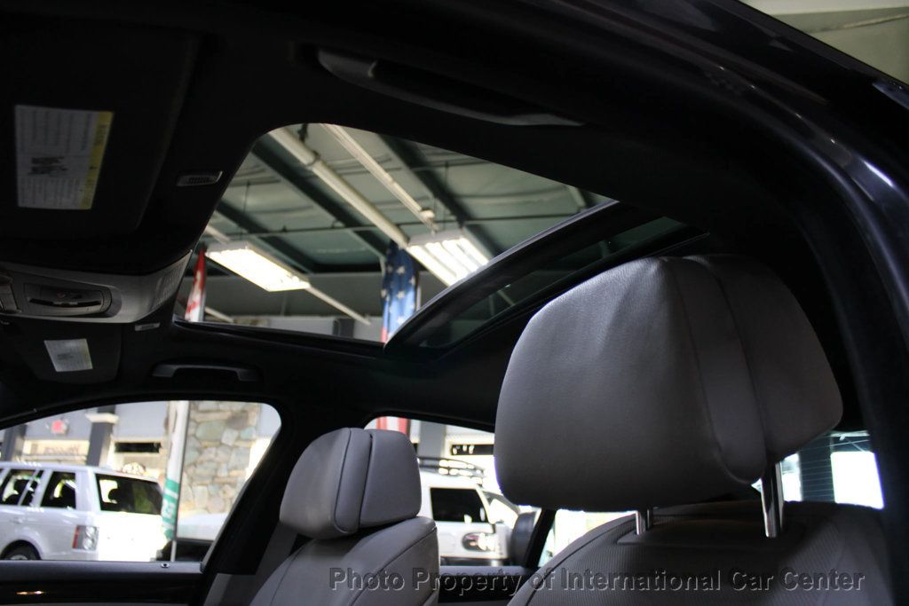 2013 BMW 5 Series 535i xDrive - 22934005 - 30