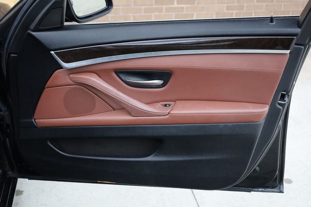 2013 BMW 5 Series 535i xDrive - 22969292 - 23