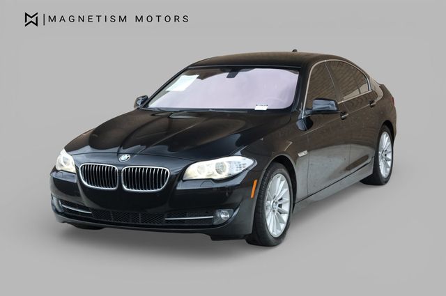 2013 BMW 5 Series 535i xDrive - 22969292 - 3