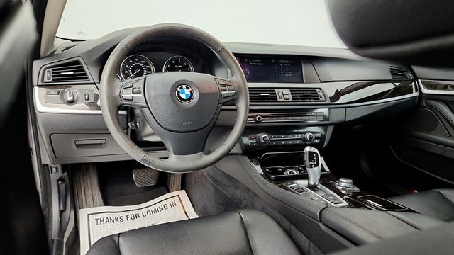 2013 BMW 5 Series 535i xDrive - 22945976 - 12
