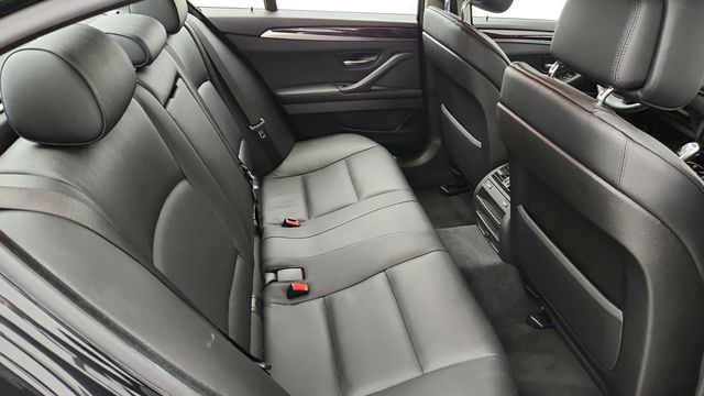 2013 BMW 5 Series 535i xDrive - 22945976 - 23
