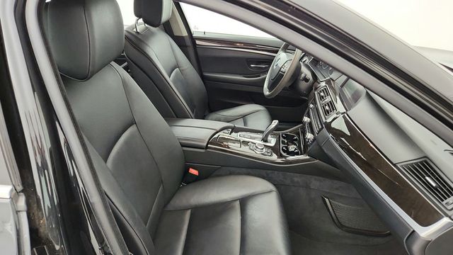 2013 BMW 5 Series 535i xDrive with Premium and Cold Weather Packages - 22945976 - 24