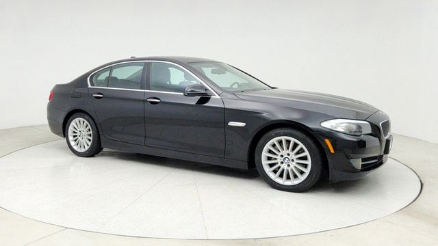 2013 BMW 5 Series 535i xDrive with Premium and Cold Weather Packages - 22945976 - 2