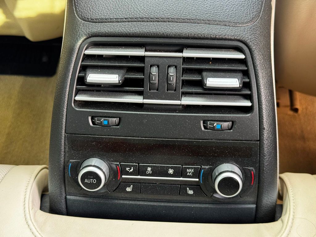 2013 BMW 6 Series 650i xDrive Gran - 22847646 - 20