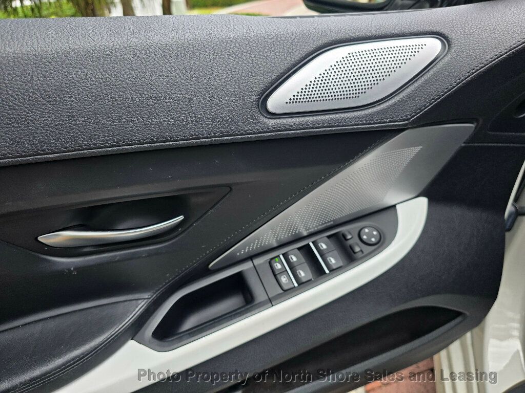 2013 BMW 6 Series Show Car - 22886468 - 14