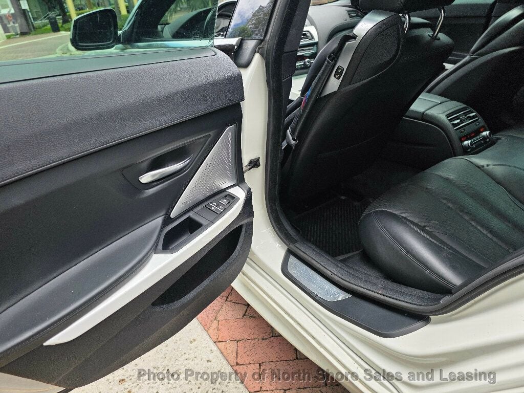 2013 BMW 6 Series Show Car - 22886468 - 23