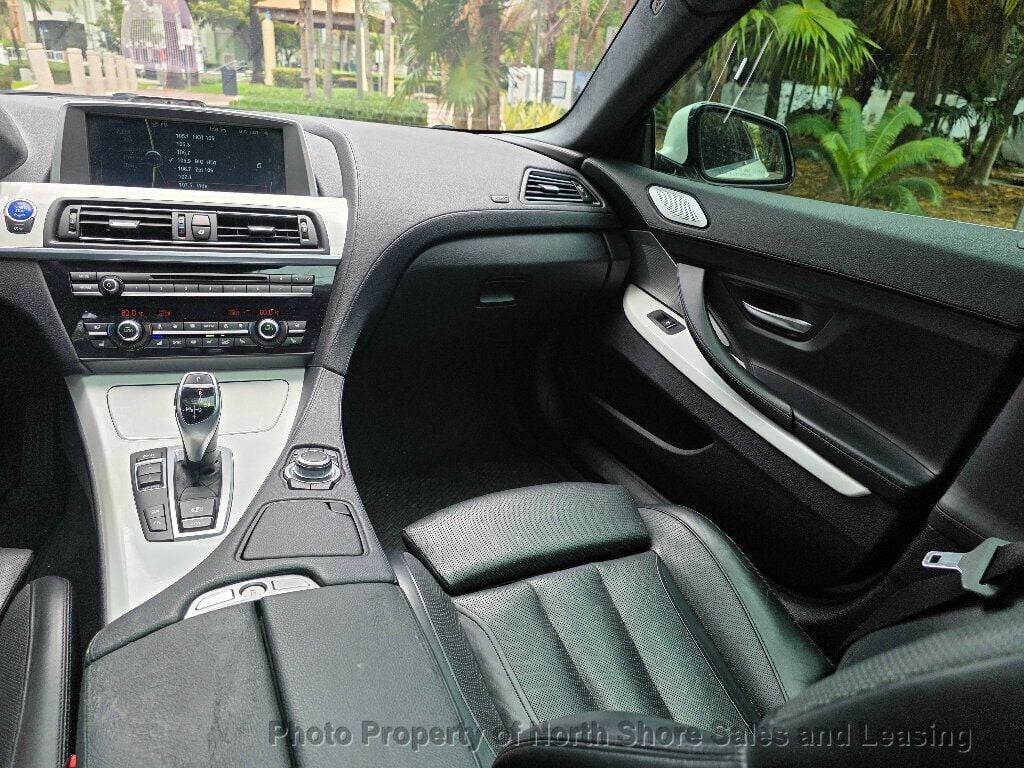 2013 BMW 6 Series Show Car - 22886468 - 25
