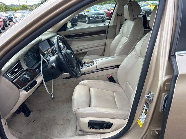 2013 BMW 7 Series 750Li - 23051395 - 7