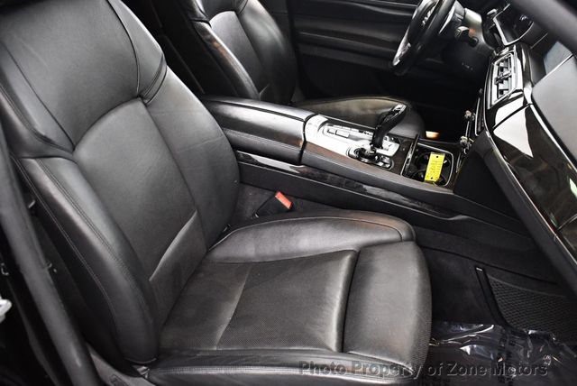 2013 BMW 7 Series LXI - 22865447 - 13