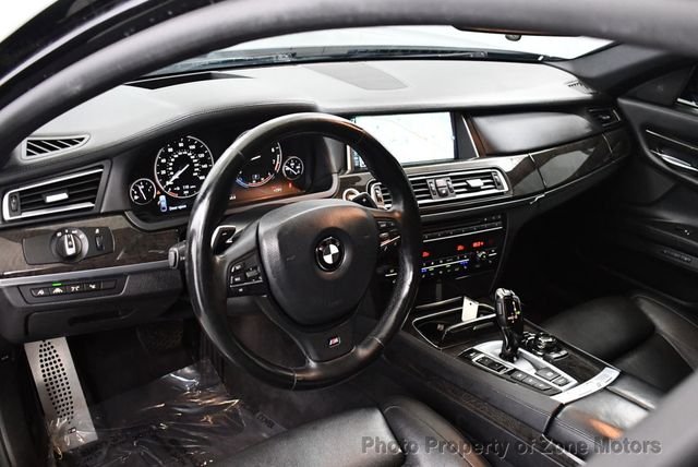 2013 BMW 7 Series LXI - 22865447 - 4