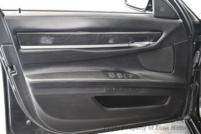 2013 BMW 7 Series LXI - 22865447 - 7