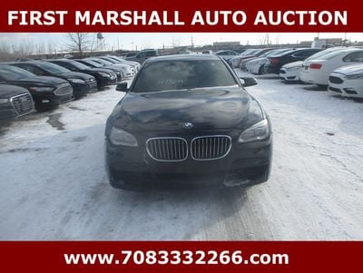 2013 BMW i750 - Z844