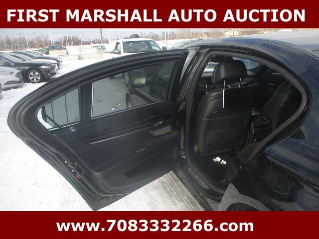 2013 BMW i750  - 22981906 - 4