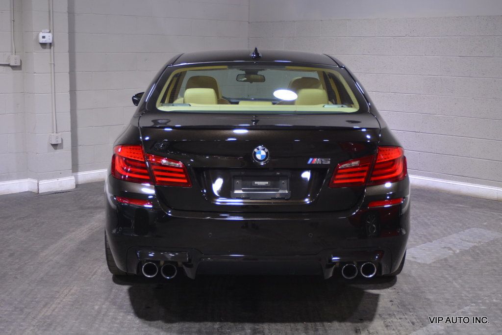 2013 BMW M5 4dr Sedan - 22508728 - 9