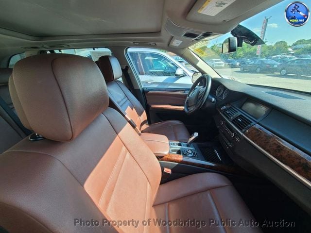 2013 BMW X5 xDrive35i - 23056314 - 11