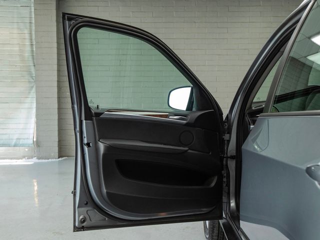 2013 BMW X5 xDrive35i - 23034502 - 26