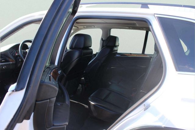 2013 BMW X5 xDrive35i - 23000014 - 4