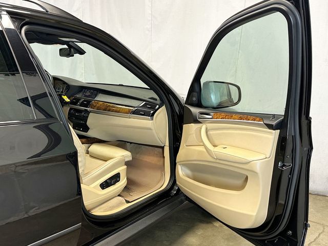 2013 BMW X5 xDrive35i - 23055766 - 16
