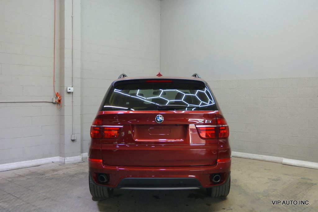 2013 BMW X5 xDrive35i - 23085125 - 11