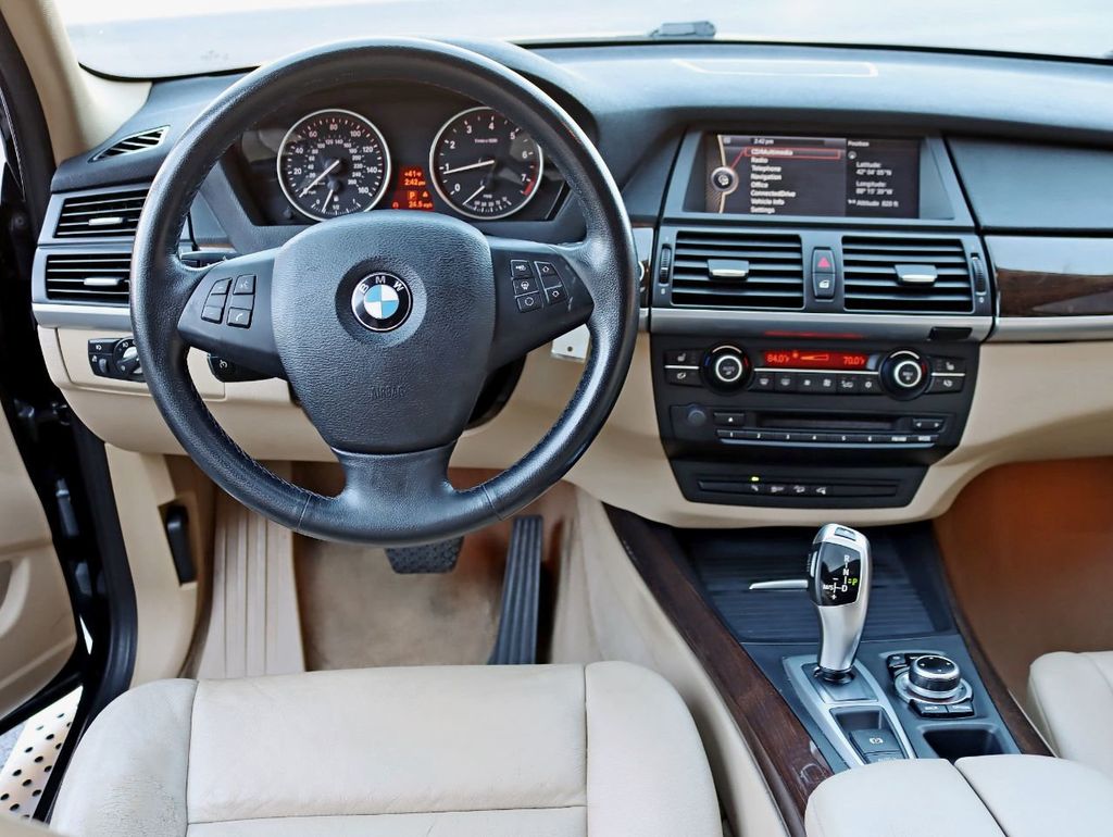 2013 BMW X5 xDrive35i Premium - 22166187 - 11