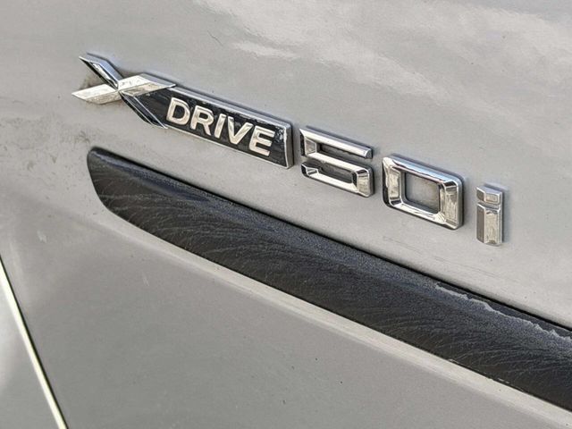 2013 BMW X5 xDrive50i - 22979611 - 10