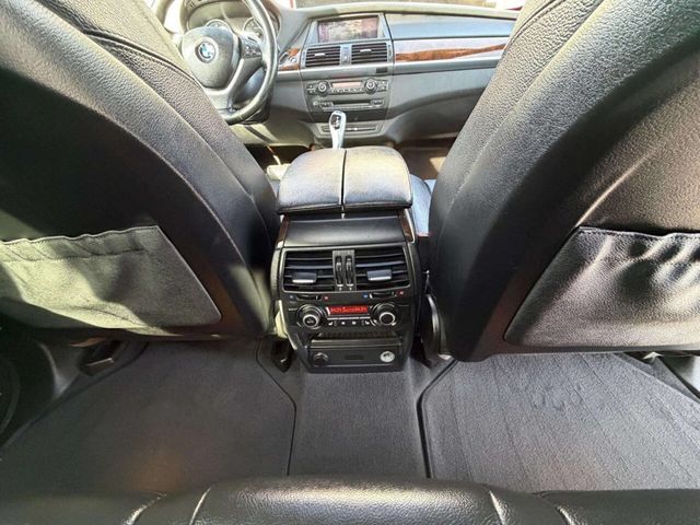 2013 BMW X5 xDrive50i - 22979611 - 21