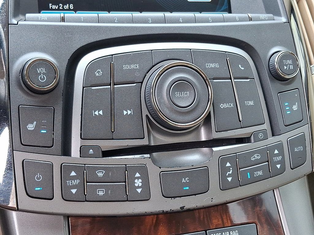 2013 Buick LaCrosse Leather photo 14